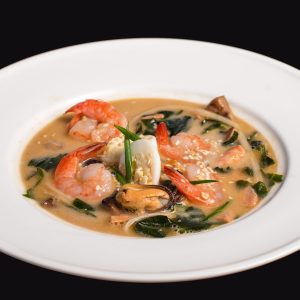 Тайський суп з морепродуктами